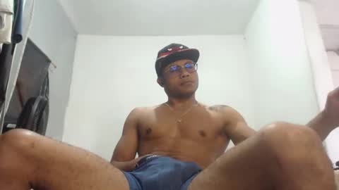 Snapshot of ian_tuner chatting on September 18, 2025, 6:10 pm ian_tuner online show from September 18, 2025, 6:10 pm