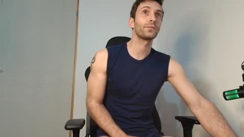 Snapshot of ianandersson27 chatting on April 4, 2026, 7:55 pm Ian Andersson online show from April 4, 2026, 7:55 pm