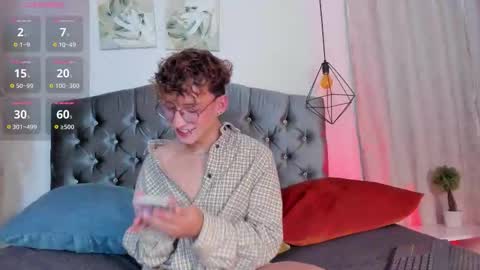 ian  online show from October 22, 2025, 3:18 am