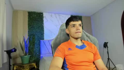 Snapshot of ianrice_ chatting on April 16, 2026, 11:00 am IAN RICE online show from April 16, 2026, 11:00 am