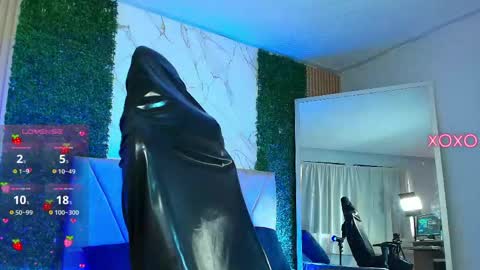 Snapshot of ianrice_ chatting on May 19, 2026, 7:09 pm IAN RICE online show from May 19, 2026, 7:09 pm