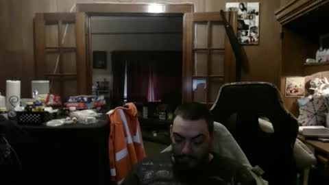 ianstone2023 online show from April 7, 2026, 12:00 am