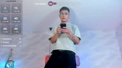Snapshot of ianwayne_ chatting on June 17, 2026, 5:21 am Andrew online show from June 17, 2026, 5:21 am