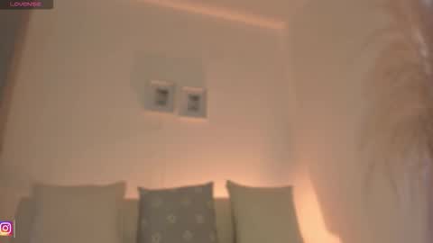 I A R A   online show from February 5, 2026, 2:00 pm