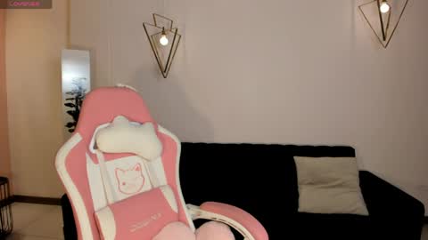 Ibiza  online show from April 14, 2026, 12:22 pm