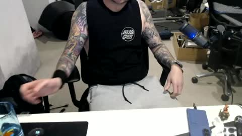Snapshot of ic987 chatting on July 4, 2026, 4:35 pm ic987 online show from July 4, 2026, 4:35 pm