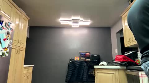 Snapshot of icanmakeyousquirt69 chatting on March 28, 2026, 5:29 am icanmakeyousquirt69 online show from March 28, 2026, 5:29 am