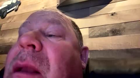 icanmakeyousquirt69 online show from June 1, 2026, 7:10 am