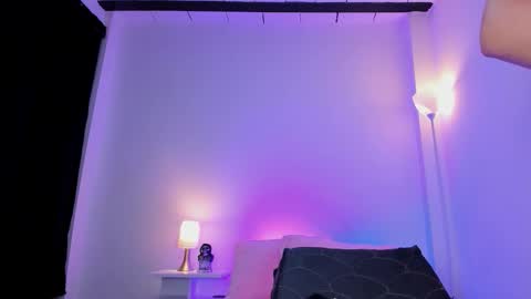 ice online show from October 24, 2025, 9:38 am