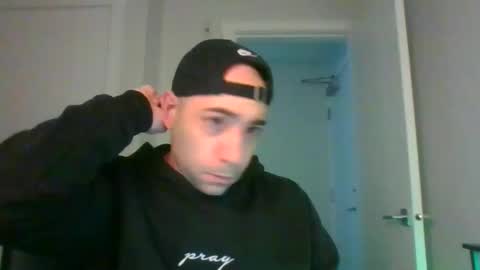 Snapshot of icecreammanx chatting on January 17, 2026, 7:28 pm icecreammanx online show from January 17, 2026, 7:28 pm