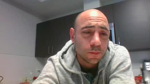 Snapshot of icecreammanx chatting on January 18, 2026, 11:30 pm icecreammanx online show from January 18, 2026, 11:30 pm