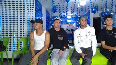 THOMAS AND DAMIAND online show from January 10, 2025, 5:13 pm