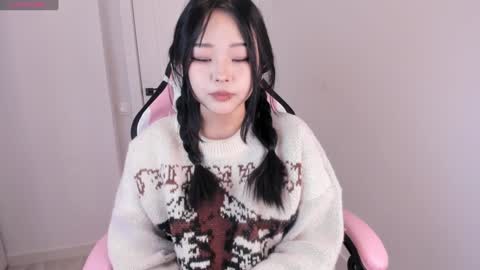 Hitomi   online show from December 11, 2024, 6:25 am