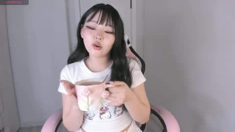 Hitomi   online show from January 31, 2025, 12:29 pm