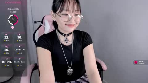 Hitomi   online show from September 13, 2025, 10:37 am