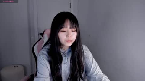 Hitomi   online show from November 7, 2025, 9:26 pm