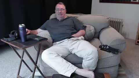 Christopher online show from February 18, 2025, 9:42 pm