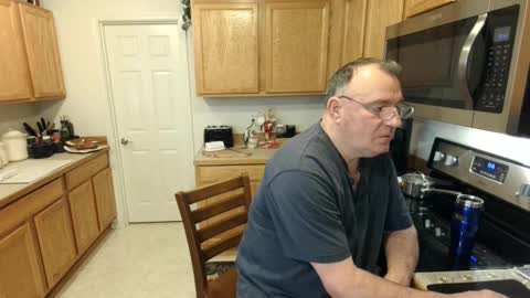 Christopher online show from February 25, 2025, 6:42 pm