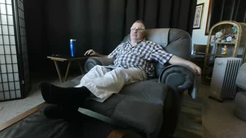 Christopher online show from October 7, 2025, 5:32 pm