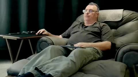 Christopher online show from November 10, 2025, 1:26 am