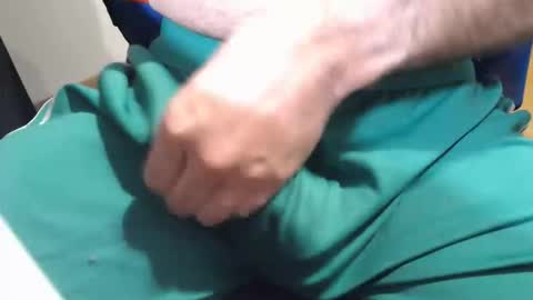 icky_thumps online show from November 23, 2025, 6:02 am