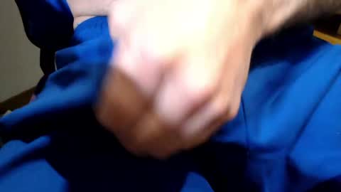 Snapshot of icky_thumps chatting on May 10, 2026, 4:28 am icky_thumps online show from May 10, 2026, 4:28 am