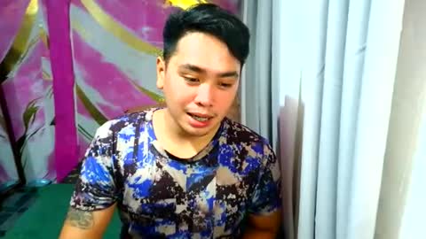 iconic_vince online show from September 28, 2025, 8:31 am