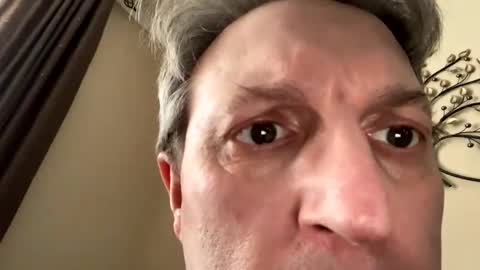 Snapshot of icums4u chatting on January 16, 2025, 2:51 pm icums4u online show from January 16, 2025, 2:51 pm