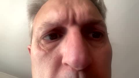 Snapshot of icums4u chatting on September 12, 2025, 4:29 pm icums4u online show from September 12, 2025, 4:29 pm