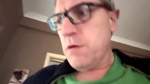 icums4u online show from February 26, 2026, 3:33 pm