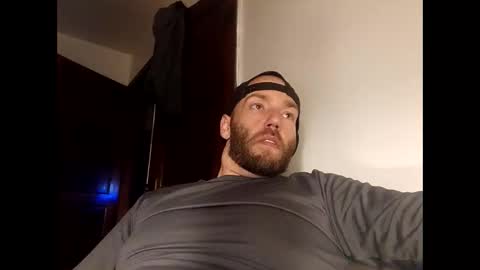 Snapshot of icyfucktoy chatting on February 2, 2026, 2:32 am icyfucktoy online show from February 2, 2026, 2:32 am
