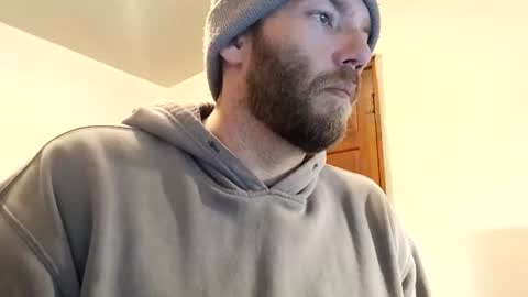 Snapshot of icyfucktoy chatting on March 18, 2026, 11:52 pm icyfucktoy online show from March 18, 2026, 11:52 pm