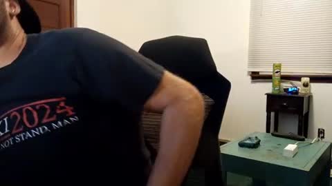 Snapshot of icyfucktoy chatting on June 16, 2026, 12:57 am icyfucktoy online show from June 16, 2026, 12:57 am