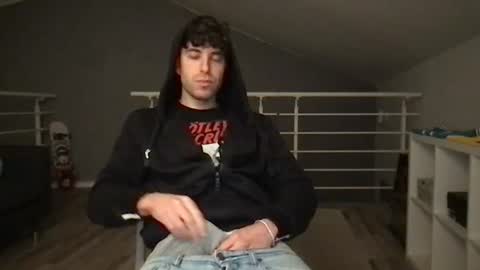 icyninesix online show from January 25, 2025, 12:38 am