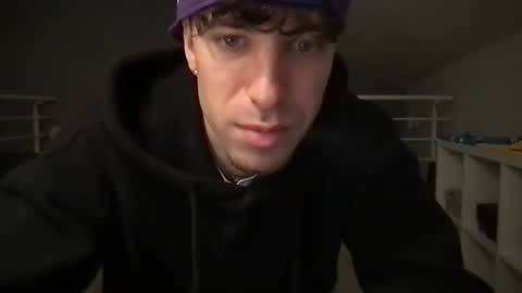 icyninesix online show from February 1, 2025, 12:51 am