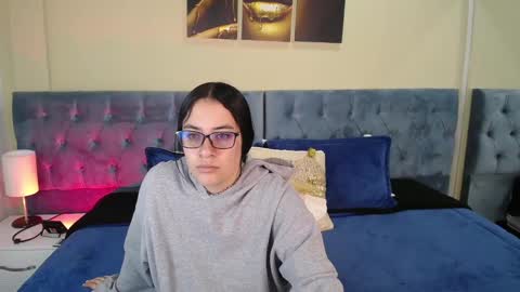 Snapshot of icysweetcam chatting on December 6, 2024, 11:33 am Icy online show from December 6, 2024, 11:33 am