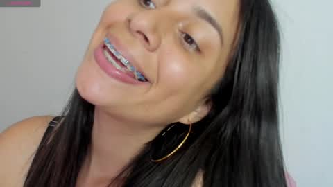 Snapshot of idarazanin24 chatting on January 24, 2025, 11:23 pm Idara Zanin online show from January 24, 2025, 11:23 pm