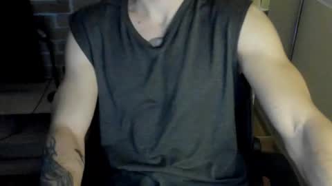 yo online show from November 28, 2025, 9:50 pm