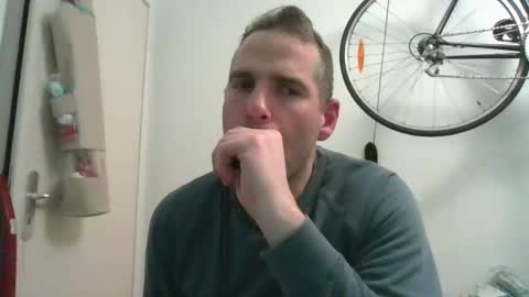 idontknowwhy1 online show from January 13, 2025, 10:35 pm