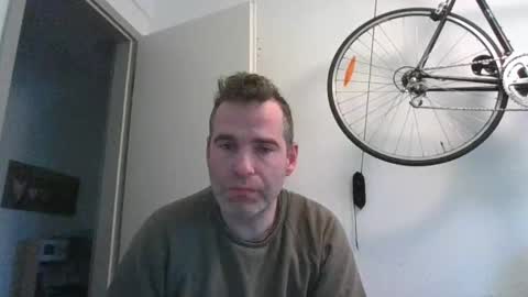 idontknowwhy1 online show from January 15, 2025, 8:30 am