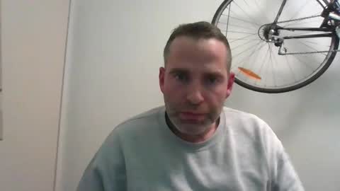 idontknowwhy1 online show from February 11, 2025, 11:44 pm