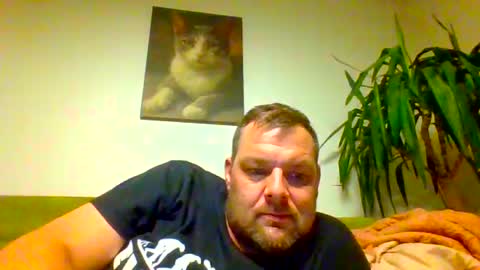Snapshot of idotujsdaucg chatting on July 2, 2026, 9:32 pm idotujsdaucg online show from July 2, 2026, 9:32 pm
