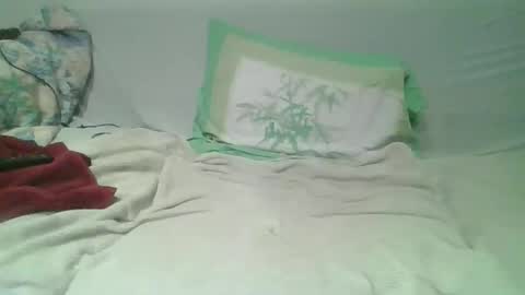Snapshot of ifeellonelysometimes chatting on May 2, 2026, 7:30 pm ifeellonelysometimes online show from May 2, 2026, 7:30 pm