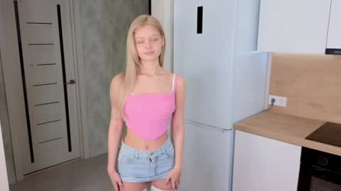 Lisa online show from January 10, 2025, 3:07 am