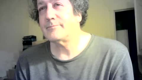 Snapshot of ignoredlittlestloser chatting on December 20, 2024, 4:20 am ignoredlittlestloser online show from December 20, 2024, 4:20 am