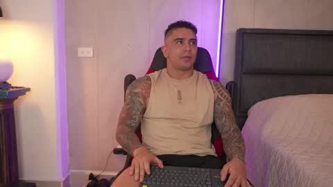 Igor scott online show from December 18, 2025, 7:42 pm