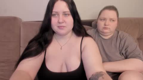 Snapshot of ihaveasecret_ chatting on September 12, 2025, 1:00 pm Alice online show from September 12, 2025, 1:00 pm