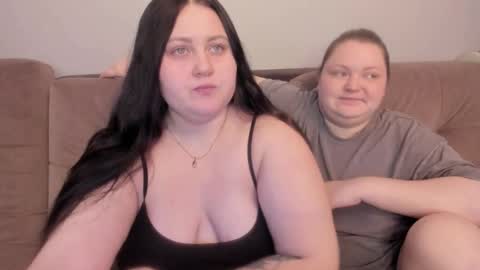 Snapshot of ihaveasecret_ chatting on September 15, 2025, 9:26 pm Alice online show from September 15, 2025, 9:26 pm