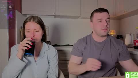 Julia and Mira online show from April 20, 2026, 6:42 pm