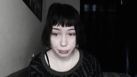 iiiiiiis online show from November 16, 2025, 9:04 am